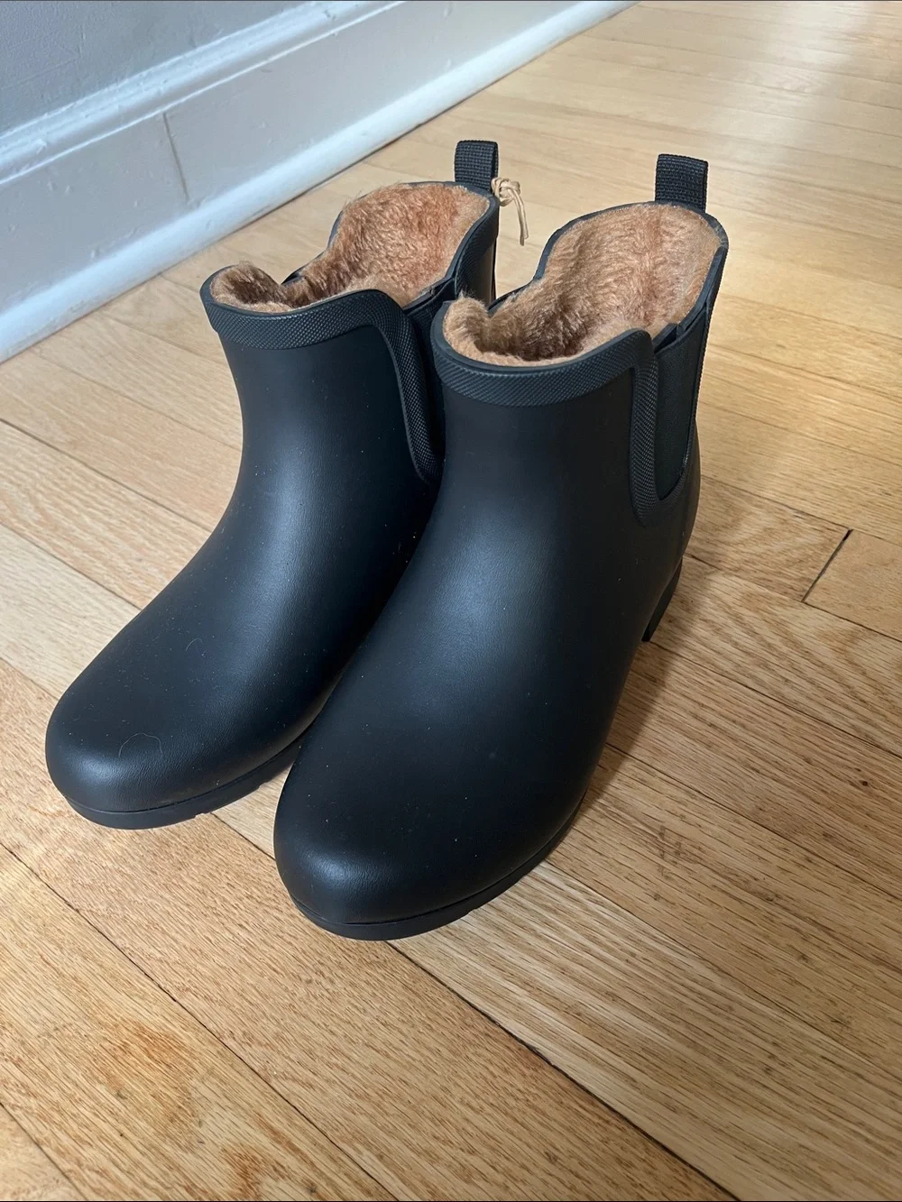 Chooka Women’s Delridge Waterproof Faux Fur Chelsea Rain Boot Slip On